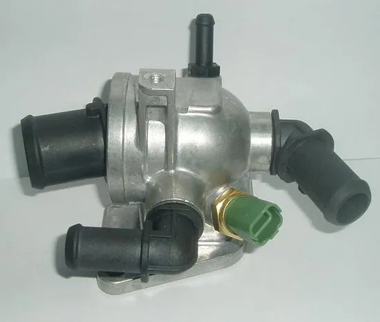 Car Engine Coolant Thermostat Car Accessories for 6338039 1338178 1338841 6338022 